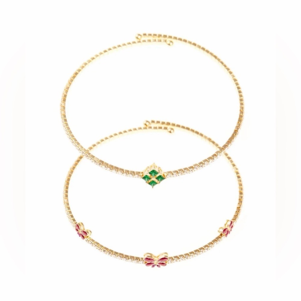 8 other reasons X Wicked 2 Piece butterfly 
Choker Set (gold)